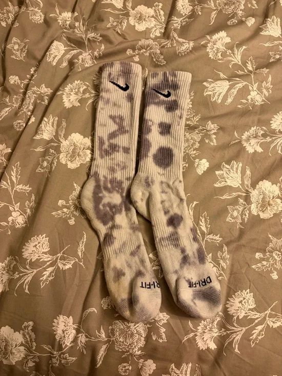 Nike Tie-Dye Crew Socks in White and Gray - Picture 2 of 5